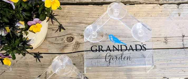 Personalised bird feeder
