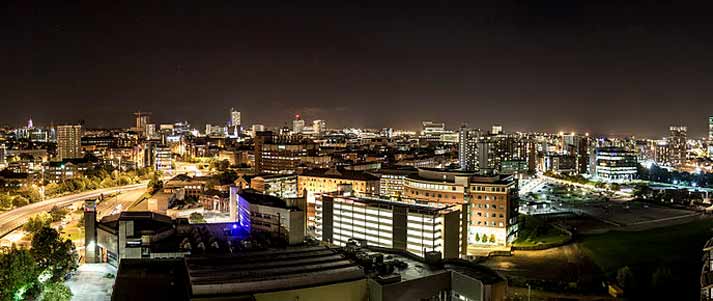 Leeds skyline at night