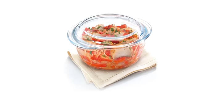 Pyrex glass oven dish