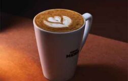 cinnamon roll latte