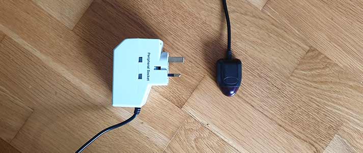 Energy saving plug and sensor