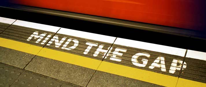 mind the gap warning at tube station