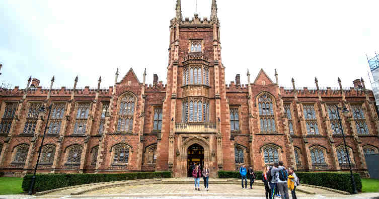 How To Apply For Postgraduate Loans in Northern Ireland 2022