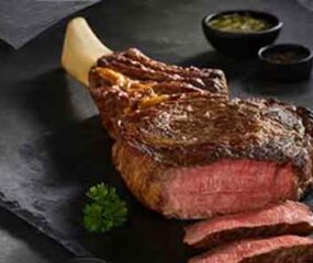 tomahawk steak