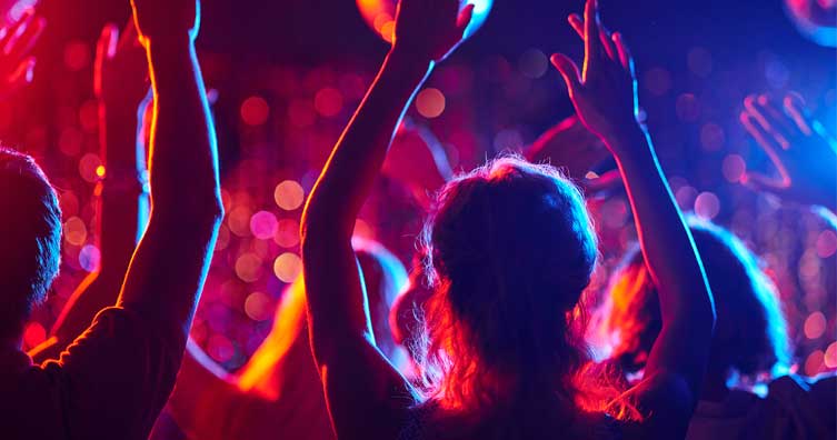 Students reveal what it&#39;s really like to work in a nightclub - Save the  Student