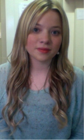 should students be wary of nightclub jobs save the student hostess jobs for 17 year olds